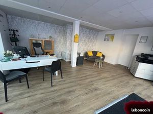 Local commercial 32 m² Villers-Saint-Paul