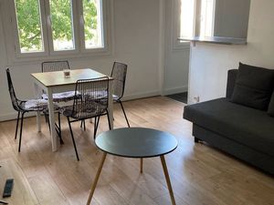 T2 rénové proche chateucreux