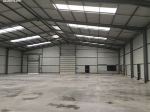 Local artisanal neuf à louer