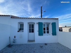 Maisonnette neuve 27m2 avec cour clôturée