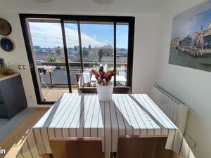 T3 traversant rénové de 64 m² – Mérignac Capeyron / Centre-ville