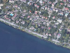 Quartier très résidentiel bord de seine