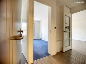 Appartement 3 pièces 2 chambres 57 m² 1 820 CC