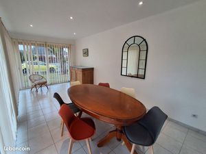 Location maison 6 pièces 135 m2