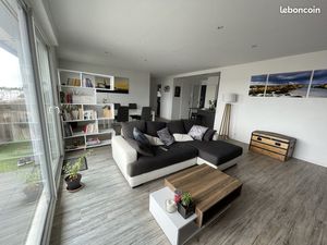 Bel appartement meublé de 71 m² dans une résidence idéalement située dans Lorient  avec ba