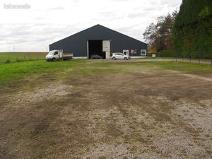 A louer local commercial