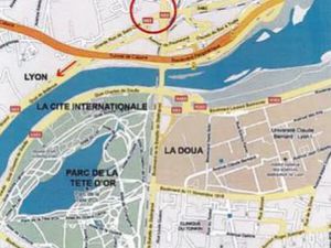 Très beau studio meublé de 32:m2 dans immeuble récent  secteur Lyon Tête d'Or/ Saint Clair