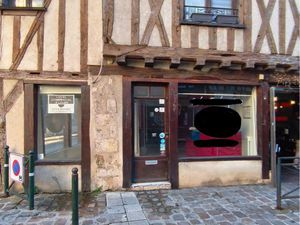 À Louer – Local commercial / professionnel – 50 m² – Hyper centre de Provins (UNESCO)
