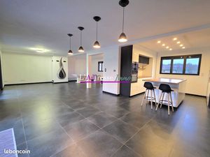 Pavillon 8 pièces 127 m²