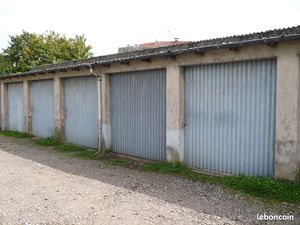 GRAND GARAGE FERME Faubourg 3 Maisons