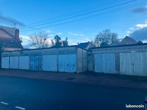 Vente lot de 15 garages et 3 granges Montargis