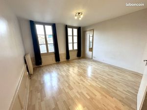 Studio de 23m² au centre ville  proche Fac  chauffage compris