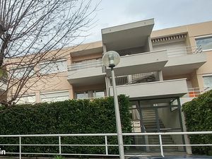 Garage loué 95/mois