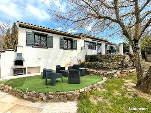 Villa 8 pièces 142 m²