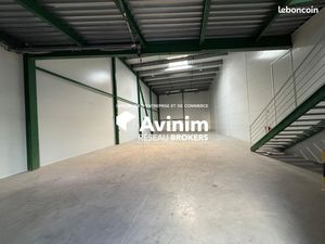 Local 315 m² Bernes-sur-Oise