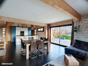 Maison T5 en bois massif -138m²