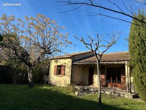 Maison plain-pied / 3 ch / Terrain 730m2