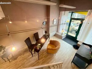 Local commercial centre ville