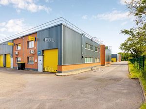 Local d'activité 170 m²