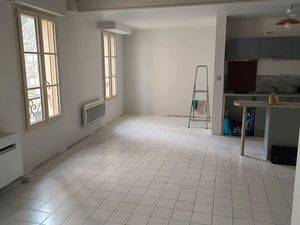 Appartement T2 rénové de 42m² non meublé en duplex