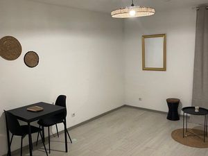 Studio 24 m2 – Centre ville proche BSB