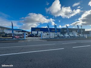 Batiment commercial à fonsorbes