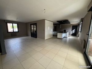 Pavillon semi ppied indiv a curgies