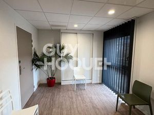 Local commercial 68 m² GRESY SUR AIX