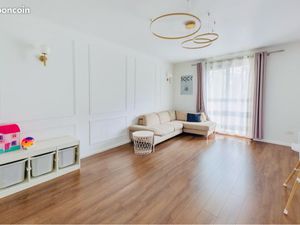 Appartement 3 pièces – Traversant avec balcon - Négociable