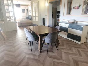 Maison à louer (à professionnel uniquement)