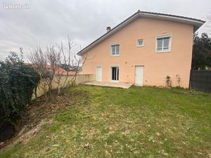 À louer – Appartement duplex 79 m² avec jardin et garage