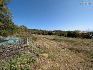 Terrain constructible à vendre – Camplong Hameau de Félines-Minervois