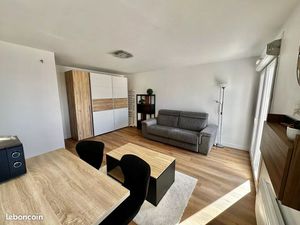 Studio 1 pièce 27 m²