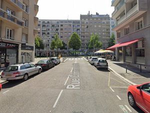 Local commercial 85 m²