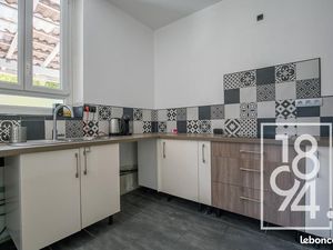 Maison 3 pièces 209 m²
