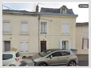Immeuble de rapport – Centre de Gien (45500) – 4 appartements – 112 m² – Jardin 700 m² – R