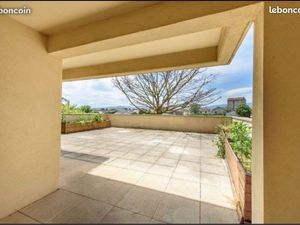 Appartement avec grande terrasse