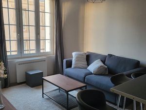 Bel appartement T2 meublé