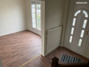 Maison mitoyenne à Angoulême avec jardin et garage