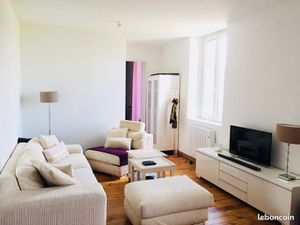 Appartement T2 centre village