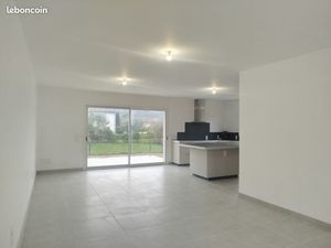 Maison individuelle 109 m2 + garage 43 m2