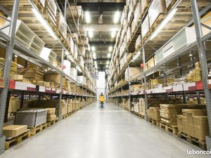 Local bureaux 3 453 m²