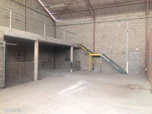 Local commercial Lucenay