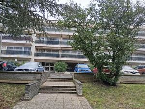 Location etudiante evry