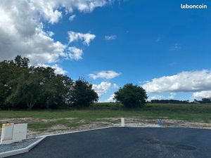 Terrain 900 m² Landiras