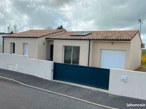 Maison de plain-pied - Ste Pezenne