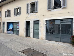 Local commercial 140 m² DIVONNE LES BAINS