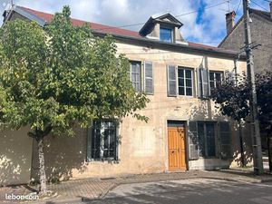 Immeuble 500 m² POLIGNY