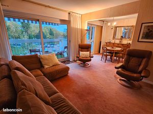 Marly le Roi . Appartement 5 pièces bien exposé . 355000