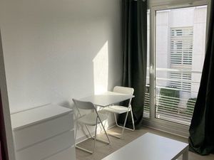 Studio entièrement refait à neuf